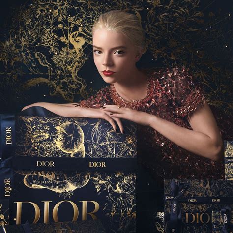 dior digital marketing campaign.